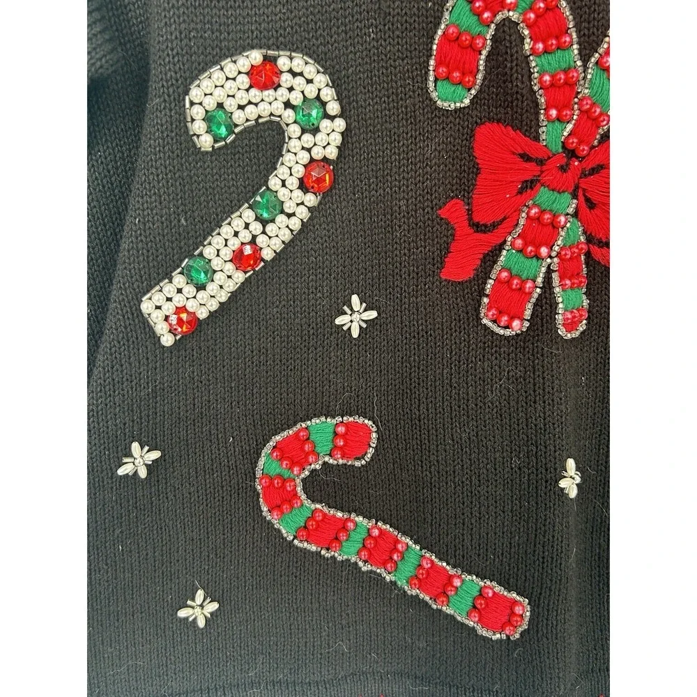 Vintage Christmas sweater with shoulder pads heavily beaded Size Medium - Picture 3 of 5